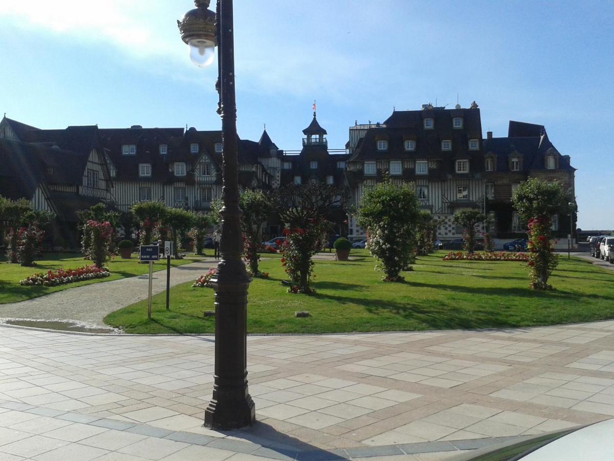 Cottage Duplex Villers Sur Mer 150 M De La Plage 外观 照片