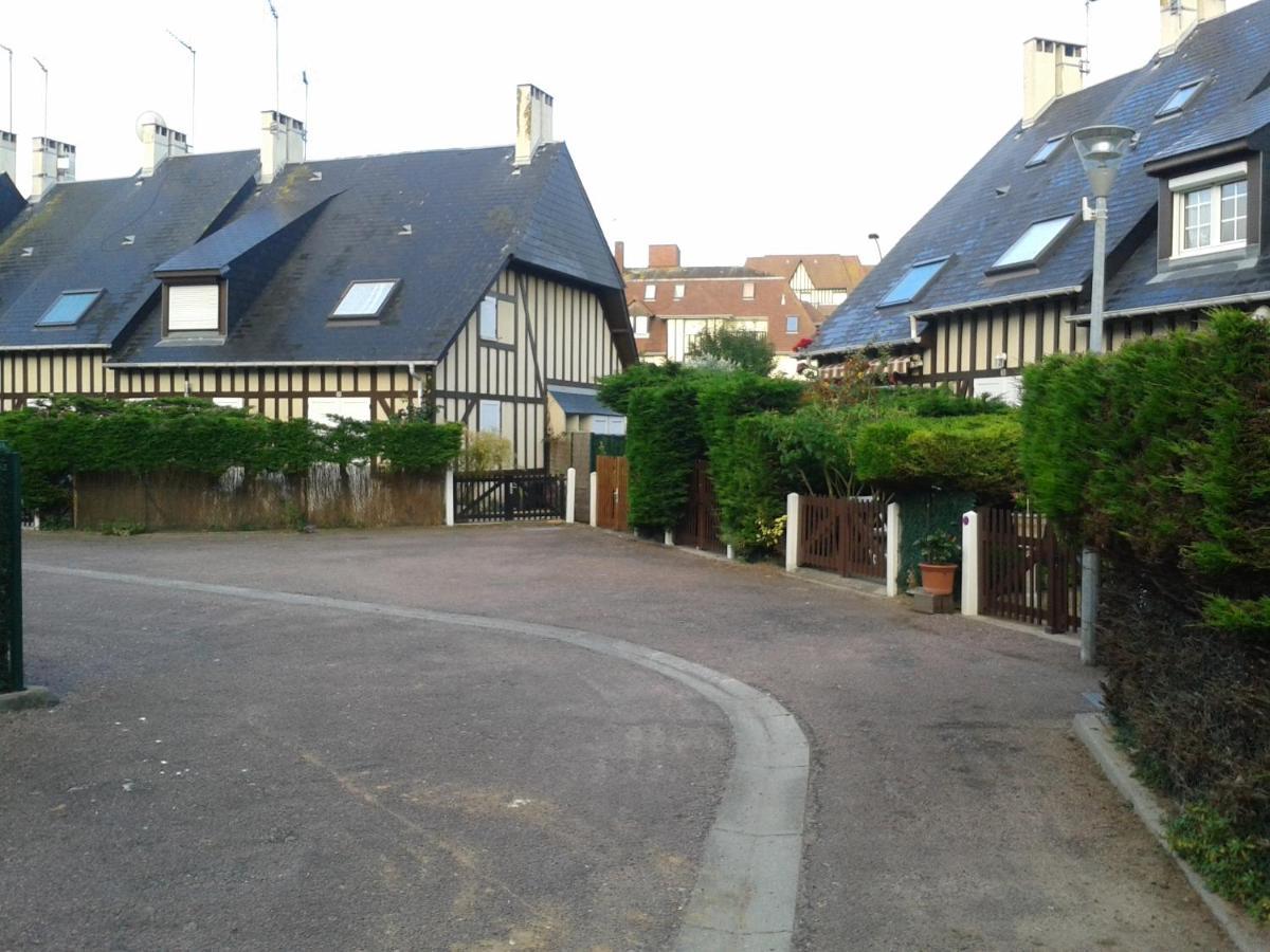 Cottage Duplex Villers Sur Mer 150 M De La Plage 外观 照片